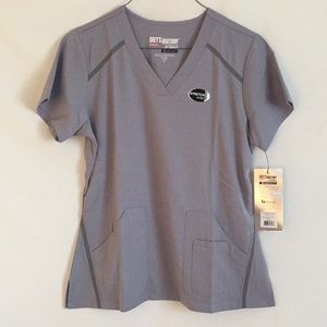 Grey’s Anatomy Impact 7188 Elevate  V-neck Medium